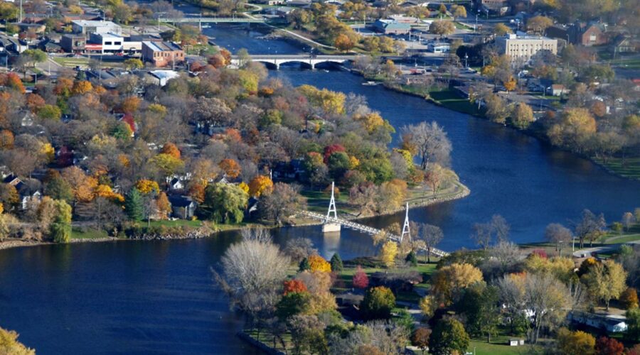 Small-Town Calm: 10 Best Spas in Charles City Iowa