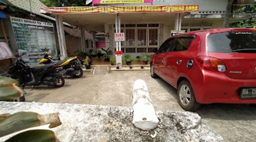 Tropical Calm: Azalea Bali Spa Koto Panjang