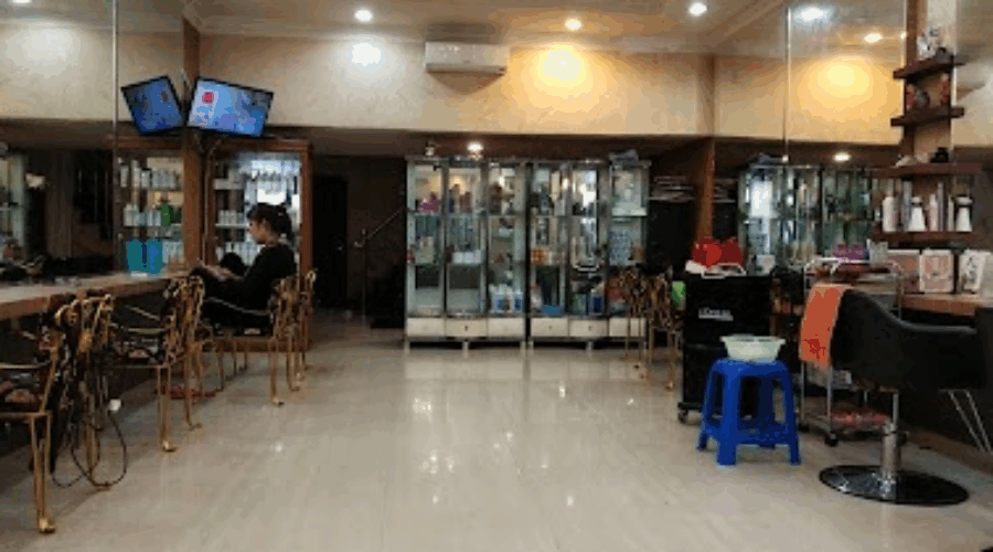 Star Treatment: Celebrity Salon & Spa Medan