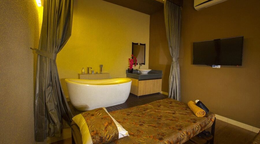 Tranquil Moments: Rileks Family Reflexology Kendari