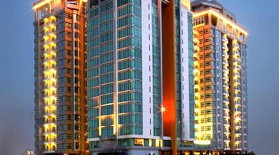 Royal Relaxation: Royal Spa Cambridge Hotel Medan