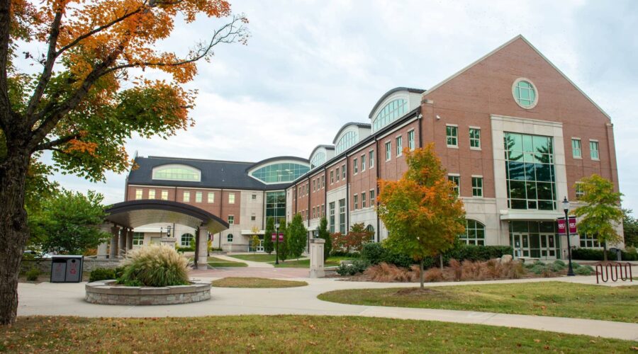 College Town Comfort: 10 Best Spas in Carbondale Illinois