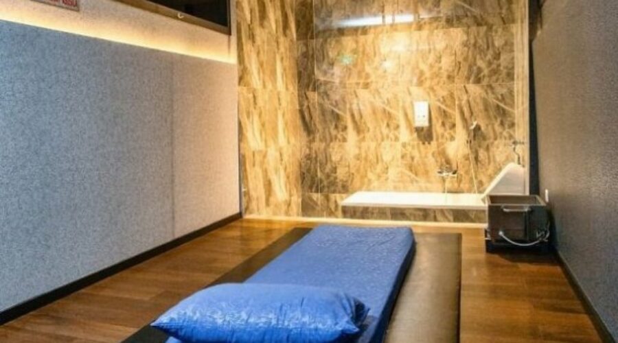 Discover Modern Calm at Veronica Bar & Lounge Massage Serpong