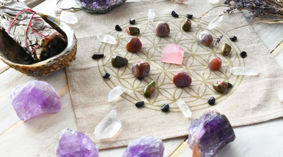10 Best Chakra Crystal Grids During a Body Wrap? I Was Skeptical Too—Then It Hit Neighborhoods
